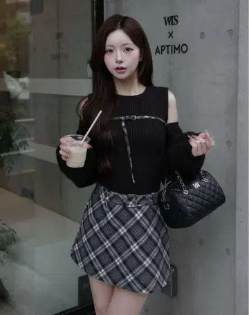 Darich 도킹 미들 허리 니트 미니 원피스 블랙
