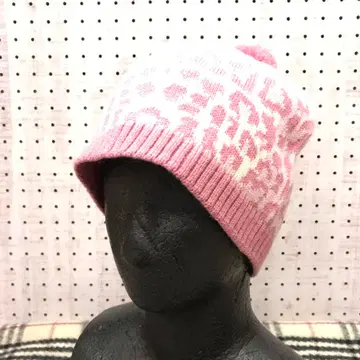 독일발 PLUSMINUS 레오파드 무늬 하이비스커스 자수 폼폼 니트 모자