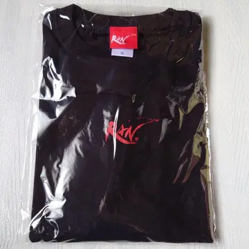 타카하시 아이 RAN 로고 T셔츠 블랙