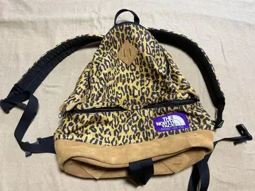 THE NORTH FACE 레오파드 무늬 백팩