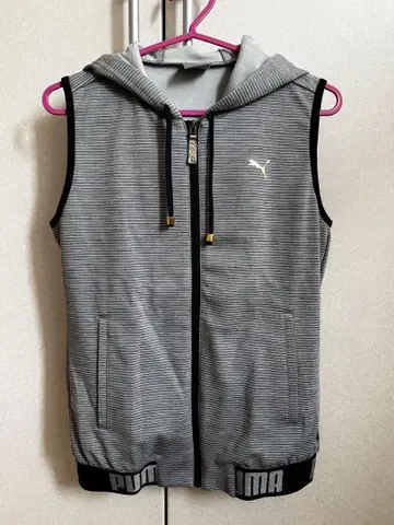 [ 새상품급 ] PUMA 후드 부착 베스트 M 사이즈