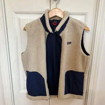 patagonia 보아 베스트 베이지/네이비