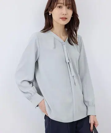 2 로페피크닉 블라우스