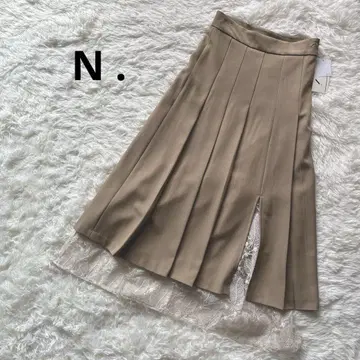 N. 내추럴 뷰티 베이직 베이지 플리츠 롱 스커트 레이스 밑단