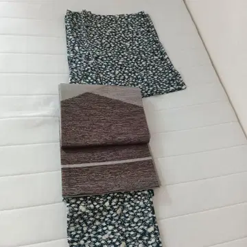 순수 실크 미니 꽃무늬 코몬과 폴리에스테르 후쿠로 오비 세트