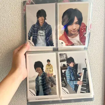 치넨 유리 공식 사진 2009-2011년경 38장 세트
