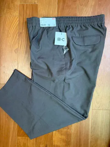 UNIQLO C 감동 턱 팬츠 브라운 M