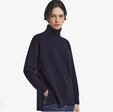 새상품급 근년 팔코네리 울트라 파인 캐시미어 니트 터틀넥