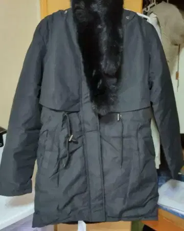 블랙 퍼 코트