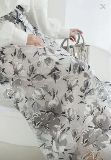 MAJESTIC LEGON 백 레이스업 플레어 스커트