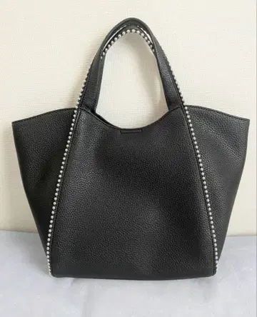 뷰티 앤 유스 유나이티드 애로우즈 볼 체인 토트백