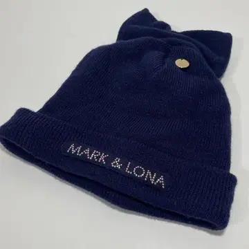 [ 새상품급 희귀 ] 마크앤로나 펠트 패치 로고 리본 니트 네이비