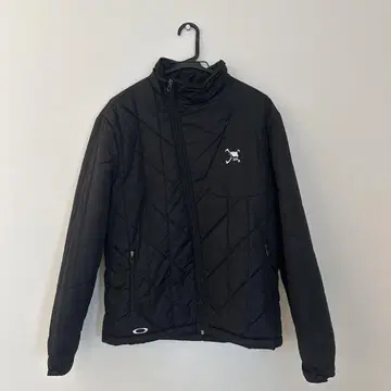 Oakley 블랙 자켓과 베스트 세트