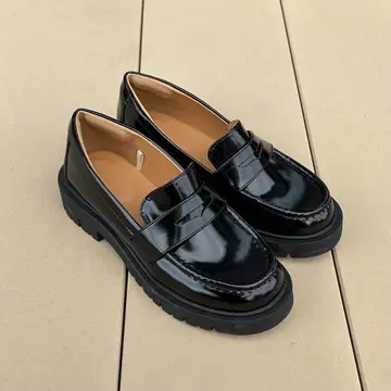 UNIQLO:C 네이비 필 터치 로퍼 23.5