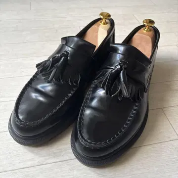 [새상품급] Dr.Martens 에이드리안 태슬 로퍼 UK7 26cm