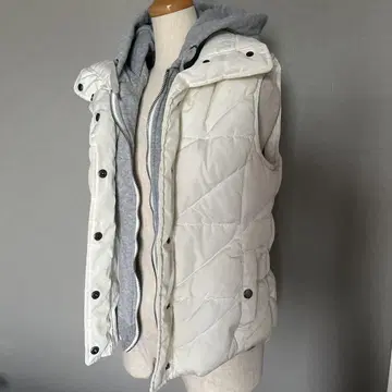 ZARA 자라 화이트 퀼팅 베스트