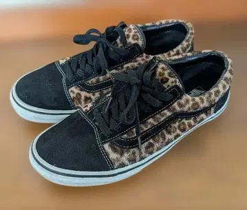 [ 레어 ] Vans 레오파드 무늬 스니커즈 25.5cm 기모 타입