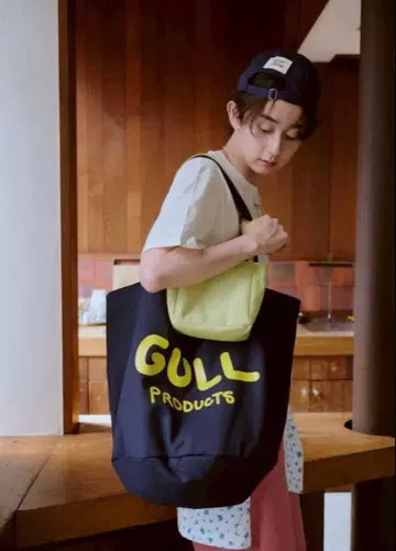 커먼 갈 상품. 히키코모리 BAG 토트백