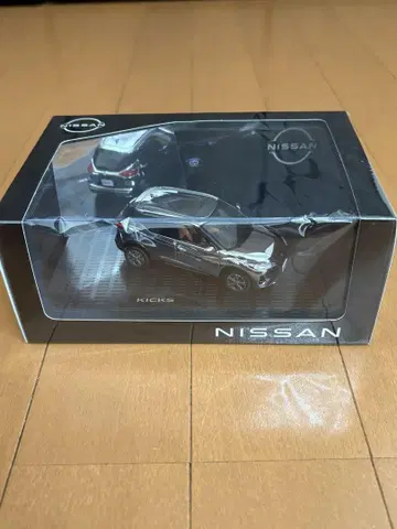 닛산 특주 킥스 모델카 미니카 한정판 컬렉션 크롬 실버