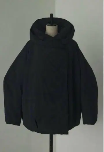 BLACK BY MOUSSY 쇼트 다운 코트