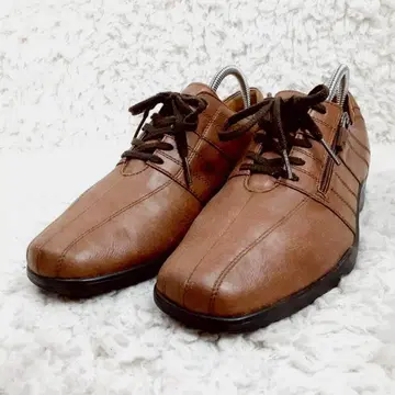 새상품급 23.5cm YONEX 요넥스 워킹 신발 브라운