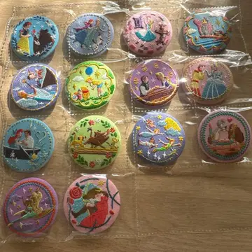 Disney Characters 자수 캔뱃지