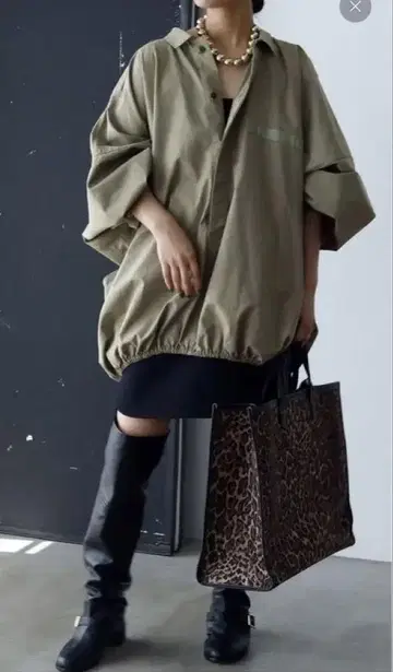 ILL ONE EIGHTY 올리브 그린 자켓