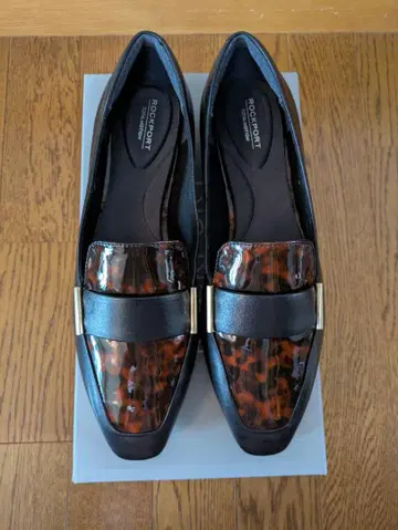 ROCKPORT TOTALMOTION 로퍼 블랙 토터스
