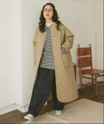 리브라큐 베이지 퀼팅 롱 코트