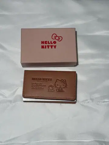 HELLO KITTY 키케이스 브라운 박스 포함