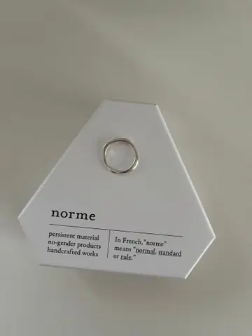 norme soierie silver pinkie ring