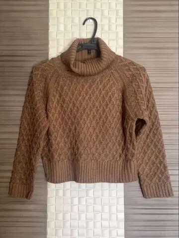 브라운 케이블 짜임 터틀넥 스웨터 M