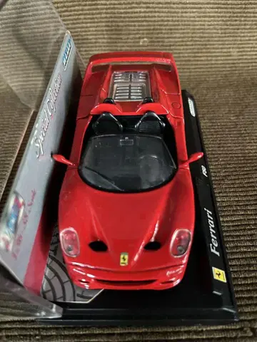 미니카, 페라리 F50 1:36 스케일 빨간색