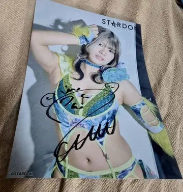 STARDOM 하네나 친필 사인 포트레이트 2