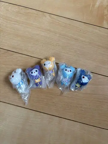 TWICE 러블리 가챠 키링