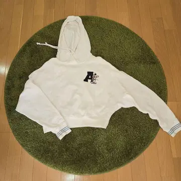 adidas Disney 콜라보 미키마우스 후드 부착 맨투맨