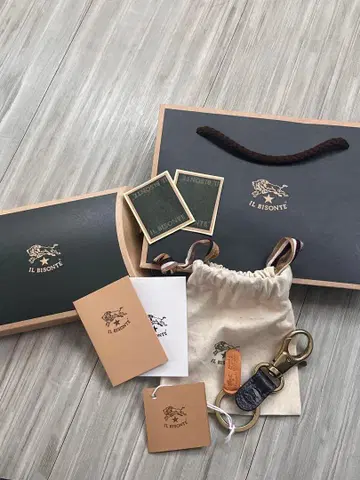 [ 미사용 ] IL BISONTE 가죽 키링 다크 그레이