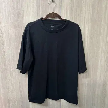 GAP 블랙 T셔츠 S사이즈