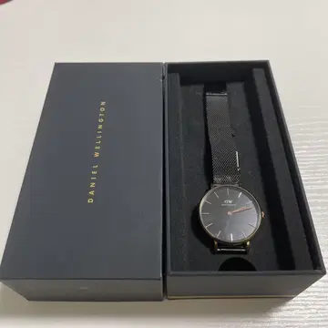 Daniel Wellington DW 블랙 메쉬 손목시계