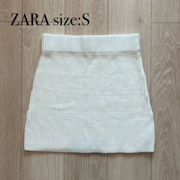 ZARA 화이트 리브 니트 미니 스커트 S