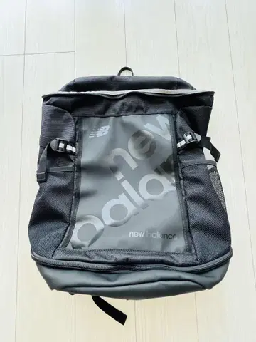뉴발란스 백팩 40L