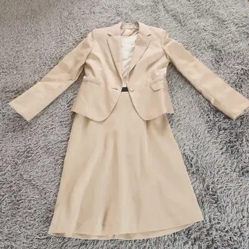 COMME CA ISM 베이지 수트 M 사이즈