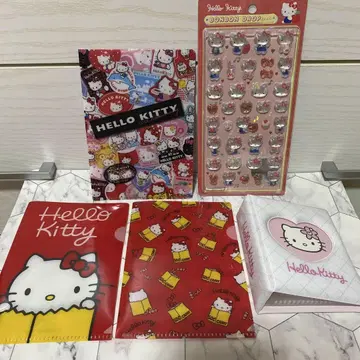 산리오 헬로키티 굿즈