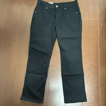 블랙 스트레이트 데님 팬츠 캐주얼 팬츠