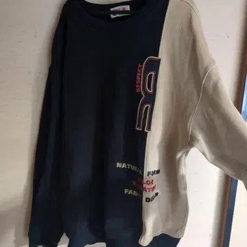 산타페 계열. RESPECT. 트레이닝복 SIZE 48입니다!