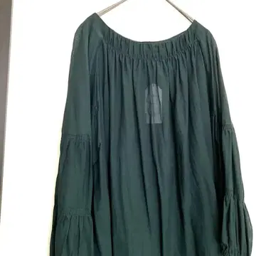 택 포함 새상품 Auie F 시어 블라우스