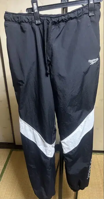 Reebok 조거 팬츠 나일론 팬츠