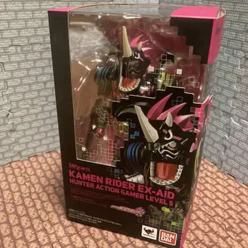 S.H.Figuarts 가면라이더 이그제이드 헌터 액션 게이머