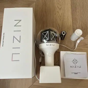 NIZIU 공식 라이트 스틱