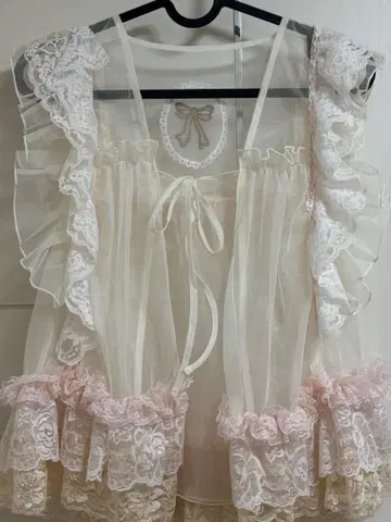 dentelle handmade 튤 플레어 베스트